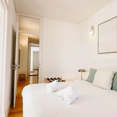 Stylish Alfama | River Views By The Se Лиссабон