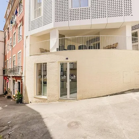 Stylish Alfama | River Views By The Se Лиссабон